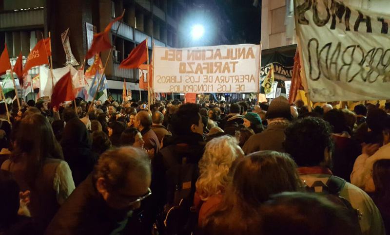 Con gran convocatoria se llevó a cabo en distintos puntos de Rosario el “ruidazo”