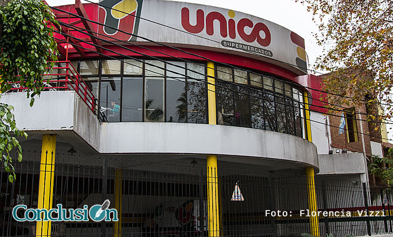 Controlarán que los supermercados cumplan con la ley que consagra los feriados patrios
