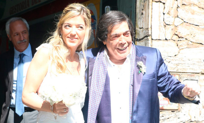 Cacho Castaña se casó nuevamente con su joven novia Marina Rosenthal