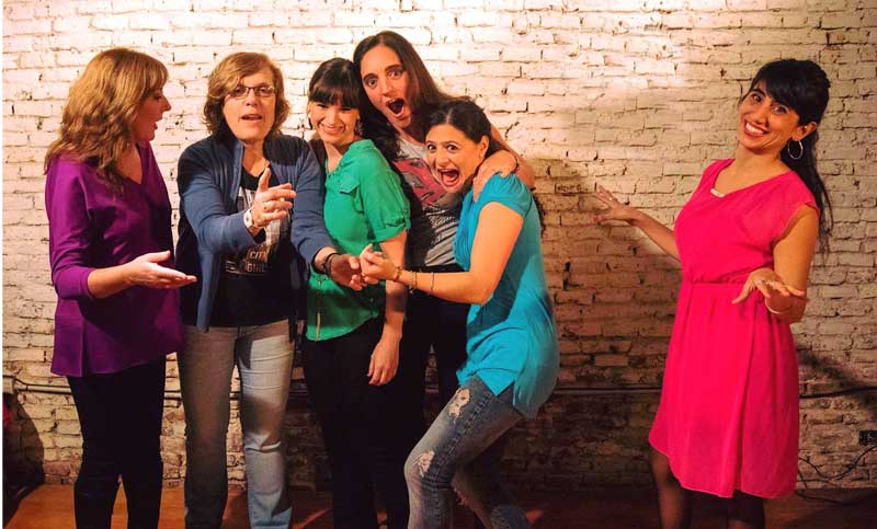 Monólogos Up, humor con perfume de mujer