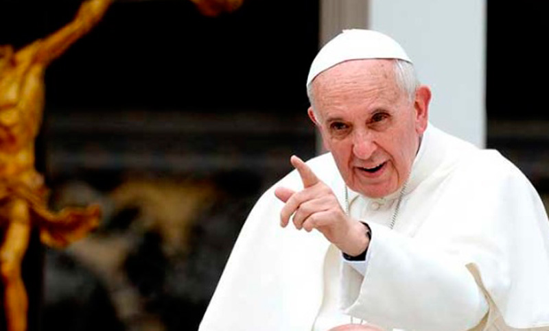 El Papa criticó a los católicos que «van a misa», pero explotan a sus empleados