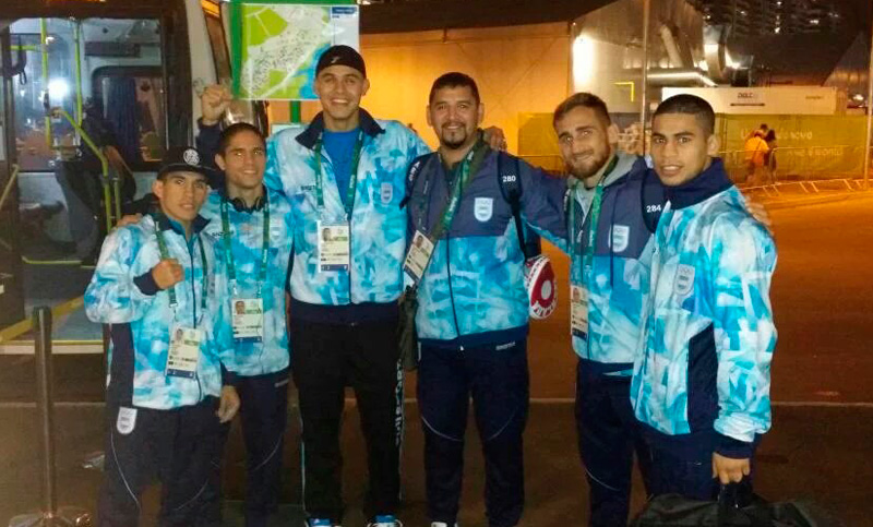 Debuta el boxeo en Río de Janeiro