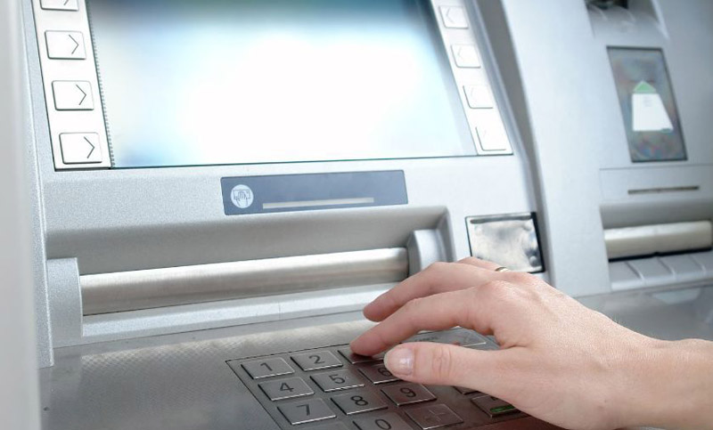 A partir de ahora, se podrá abrir una caja de ahorro sólo con el DNI