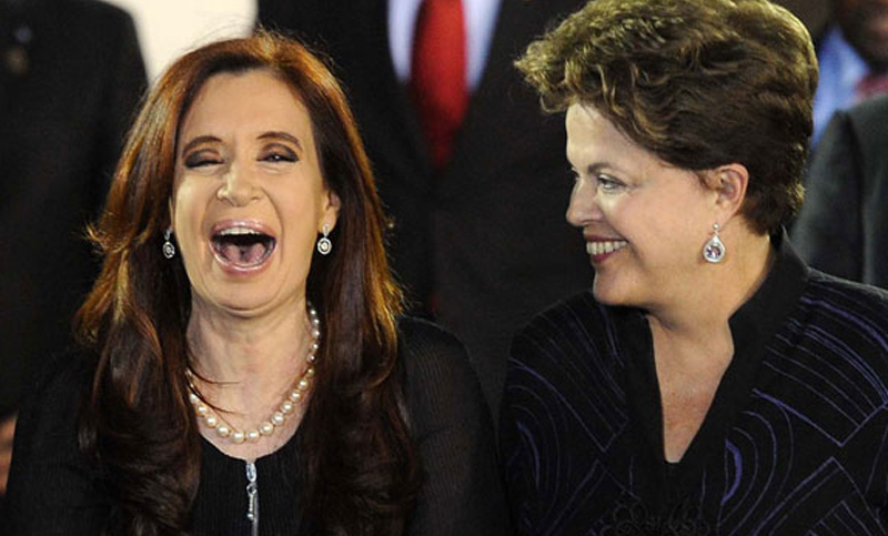 Cristina se solidarizó con Rousseff y advirtió que “cualquier coincidencia no es casualidad”