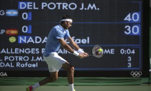 Télam 13/08/2016 Río de Janeiro: El argentino Juan Manuel del Potro en acción durante el cotejo por la semifinal del tenis masculino de los Juegos Olímpicos frente al español,Rafael Nadal. Foto: enviado especial Daniel Dabove