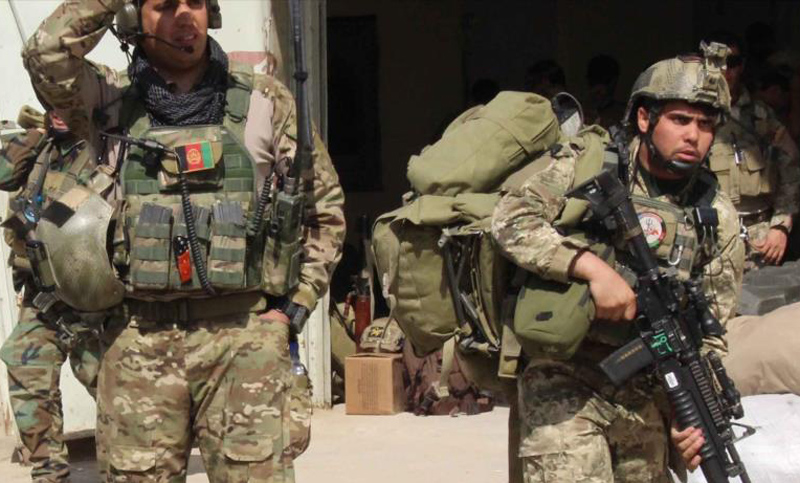 El ejército afgano expulsa a los talibanes cerca de Kunduz