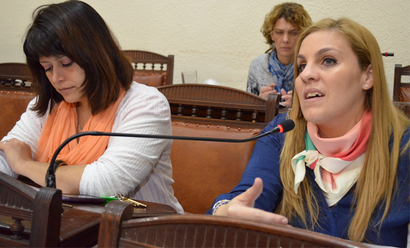 Bares destinarán espacio para lactancia sin obligación de consumir