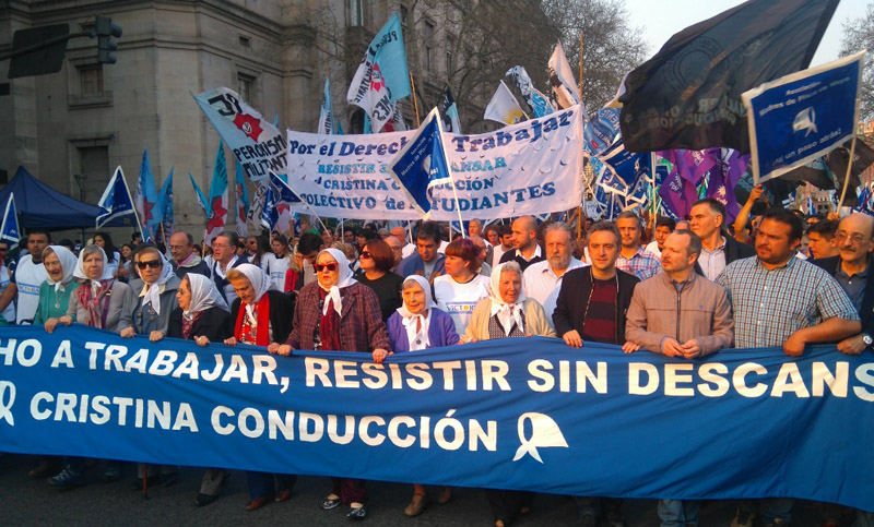 Bonafini: «La marcha es para apoyar a los compañeros que no tienen trabajo»