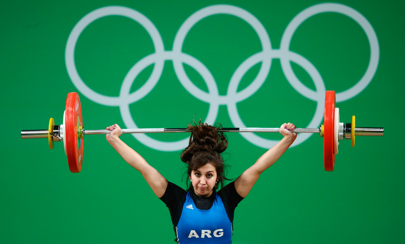La rosarina Joana Palacios levantó 190 kilos en una gran presentación