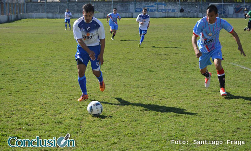 Argentino empezó ganando, no pudo mantener la diferencia y perdió