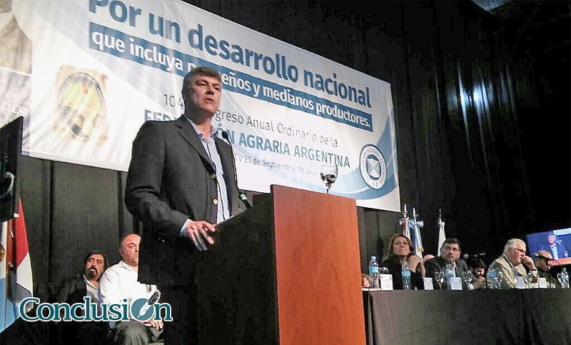 Buryaile: “Hay que cambiar las pautas culturales de los últimos 12 años”