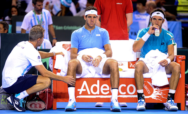 Del Potro sigue al límite en lo físico y crecen las chances de que Mayer defina la serie