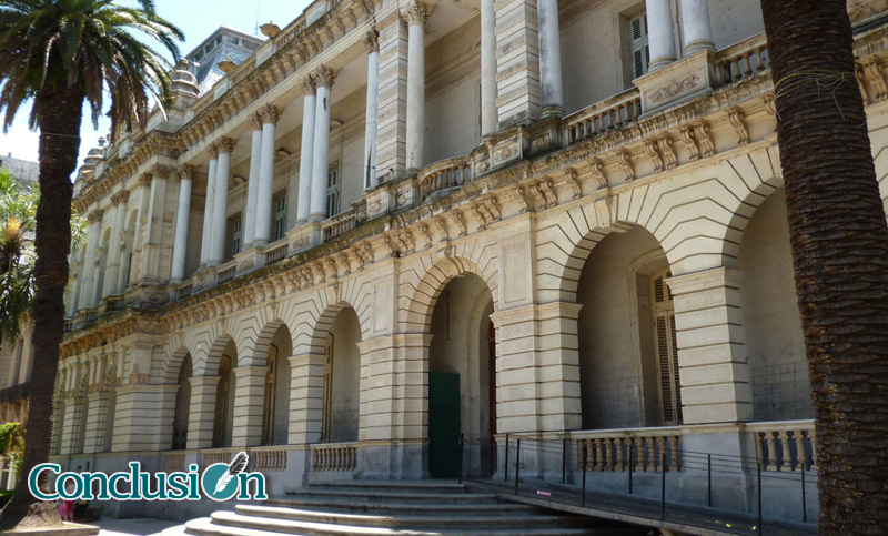 Confirman paro de docentes universitarios para el martes 4 de octubre