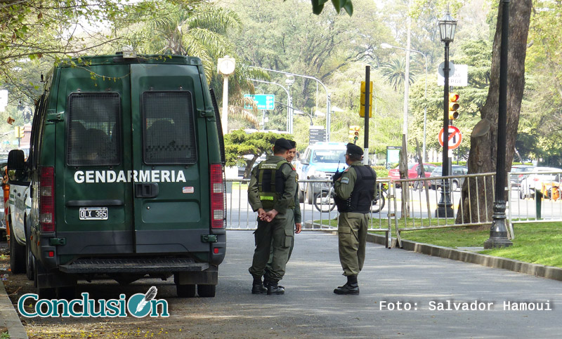 Gobernadores e intendentes solicitan presencia de gendarmes