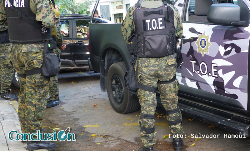 Allanamientos: cinco detenidos, secuestro de drogas y armas