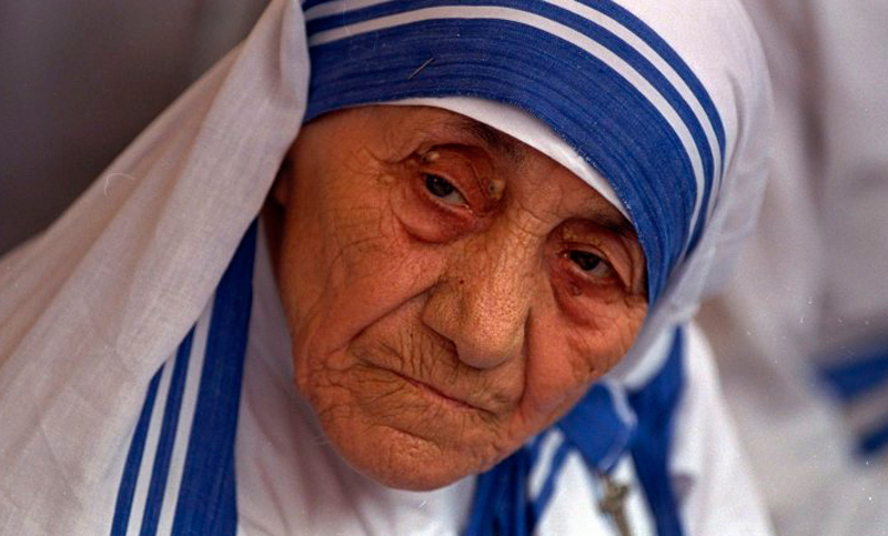 Dos milagros llevan a la canonización a la Madre Teresa de Calcuta