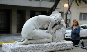mujer-con-gato