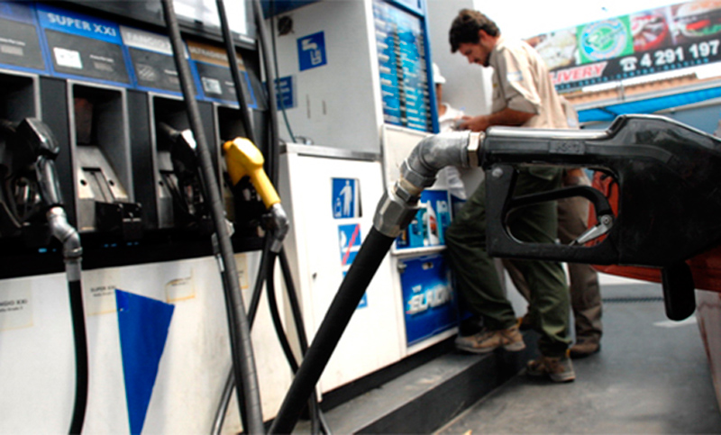 Cae por la recesión la venta de combustible