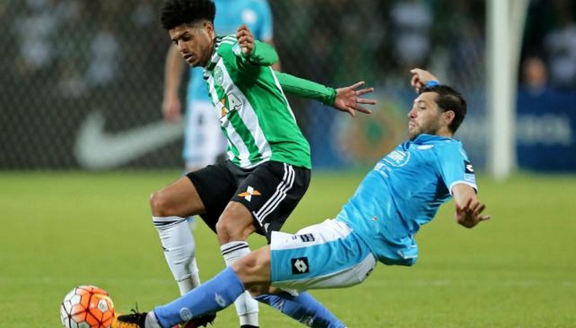 Belgrano le ganó a Coritiba en la ida de los octavos de final