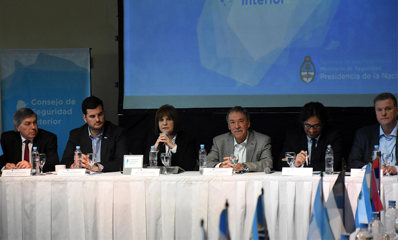 Bullrich instó a las provincias a “pasar del papel a la práctica» para combatir la inseguridad