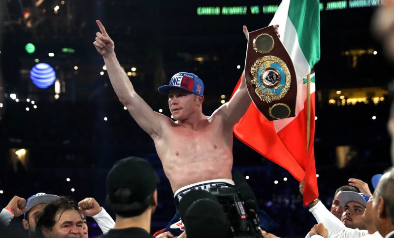 Canelo Alvarez, nuevamente rey de los superwelter