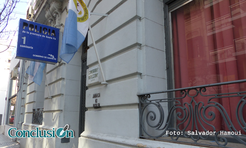 Bajo engaño sustrajeron dinero a dos ancianas en el centro de la ciudad