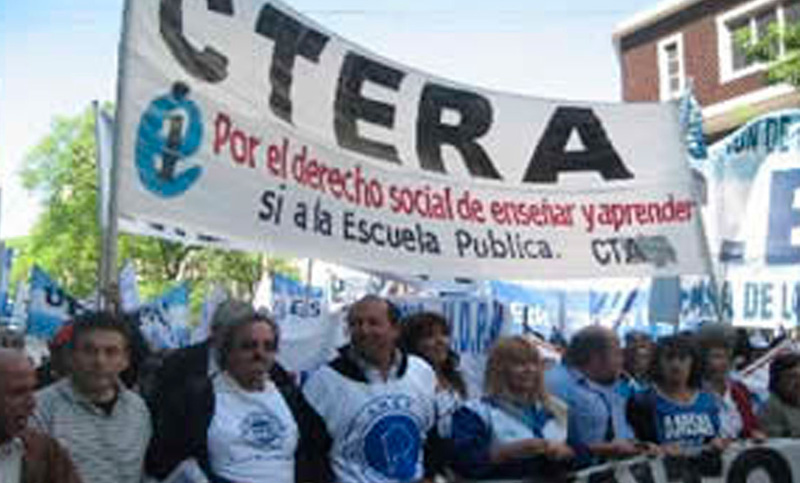 Ctera convocó a un paro de actividades para el martes 27