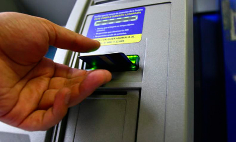 Se cerraron más de 500 mil cuentas sueldo en 2016