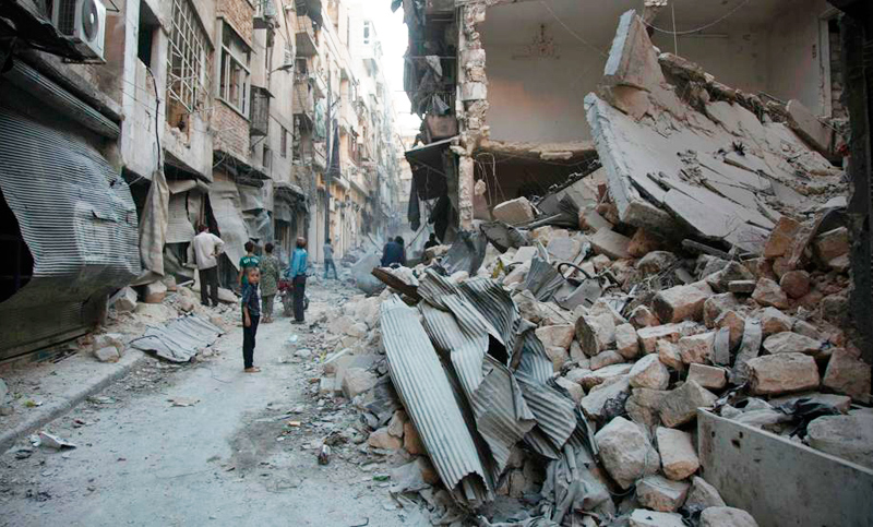 Siria bombardeada mientras negocian una tregua en Nueva York