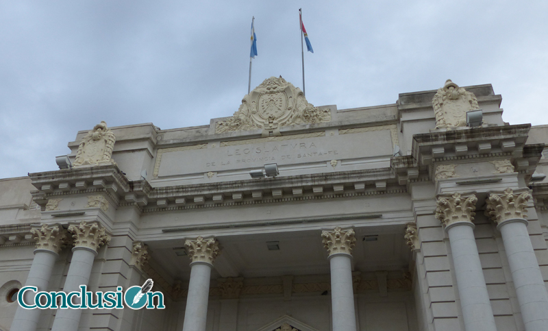 Diputados provinciales no sesionaron mientras que senadores esperan quórum