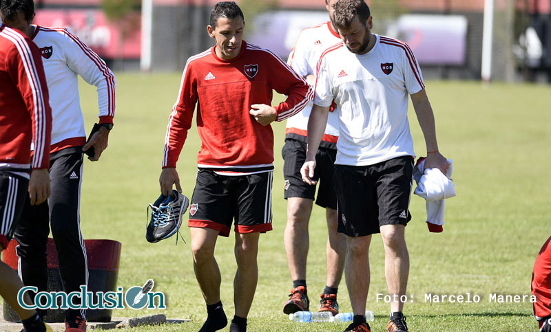 Osella probó a Isnaldo y Fértoli, para reemplazar a Maxi Rodríguez