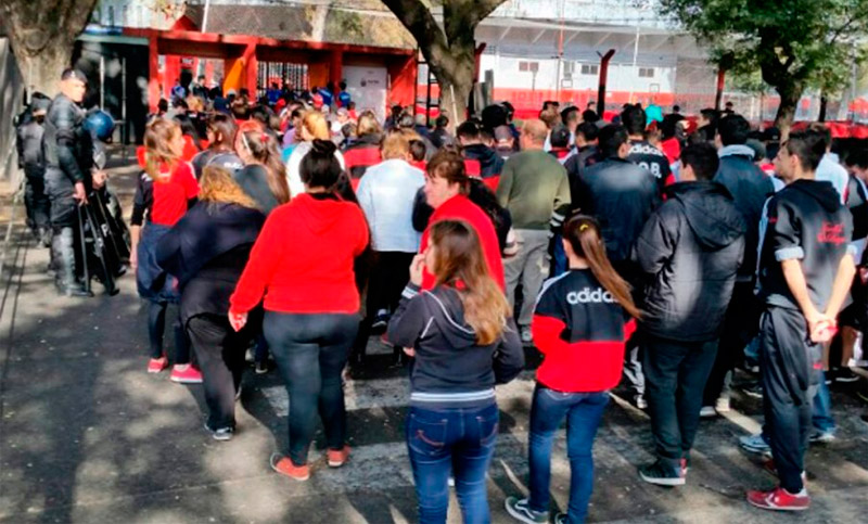 Casi 500 policías custodiarán Newell’s-Las Parejas, sin público visitante