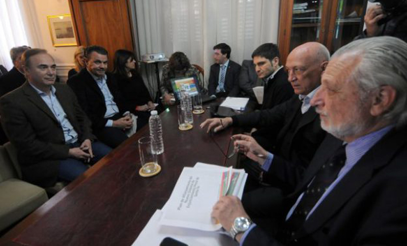 Pullaro y Silberstein expusieron en la Legislatura provincial