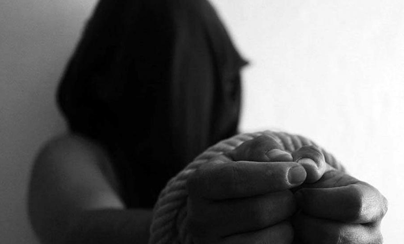 Un hombre pasó una semana secuestrado detrás de un ropero