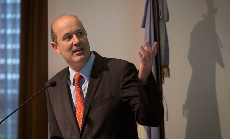 Sturzenegger descartó «diferencias» con Prat Gay