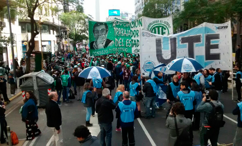 Trabajadores de ATE Congreso y de Ctera de Capital condenan el neoliberalismo
