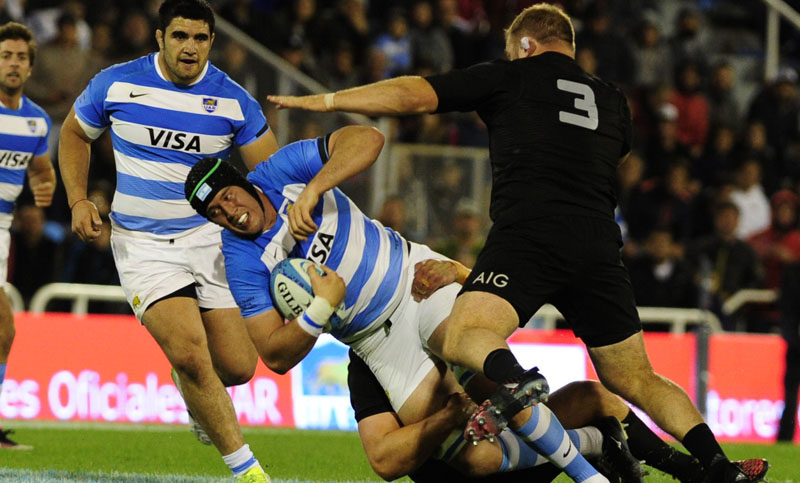Los Pumas jugaron con el alma pero perdieron con los All Blacks