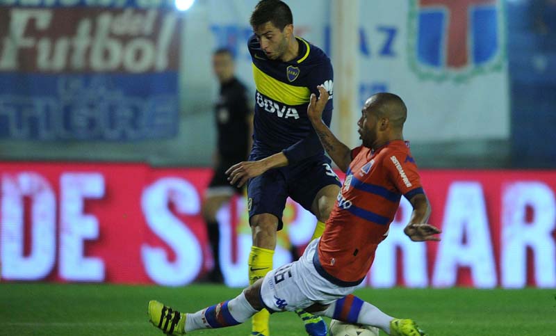 Boca reaccionó a tiempo y rescató un punto ante Tigre