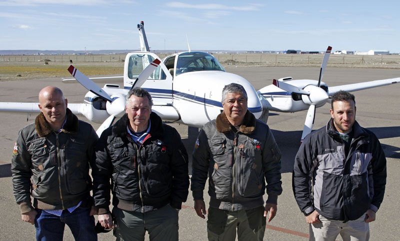 Cuatro argentinos regresaron de Malvinas tras homenajear a los Héroes de 1982