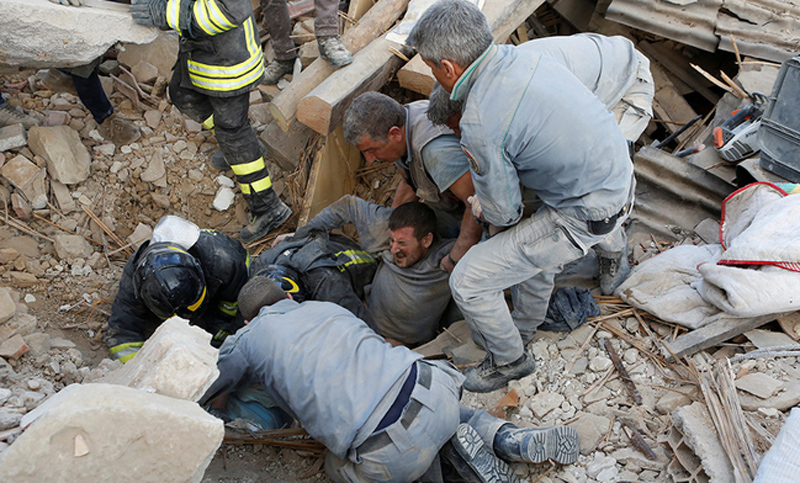 El centro de Italia se vio sacudido por un fuerte terremoto