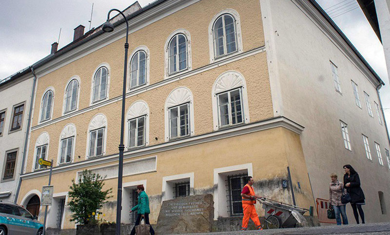 El gobierno de Austria demolerá la casa natal de Hitler