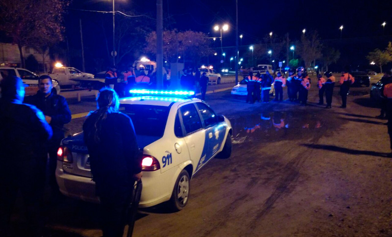 Varios detenidos con pedido de captura y secuestro de vehículos