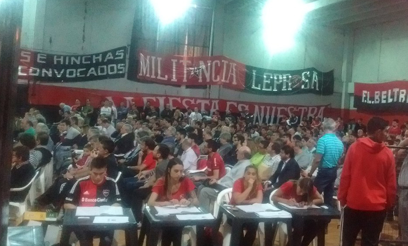 La asamblea de Newell’s avaló cambios en el presupuesto económico