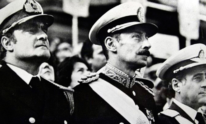 El Vaticano y el Episcopado argentino anunciaron apertura de archivos sobre la dictadura