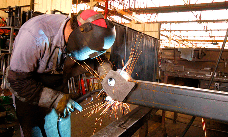 Industriales advierten sobre pérdida de empleo y avance de la inflación