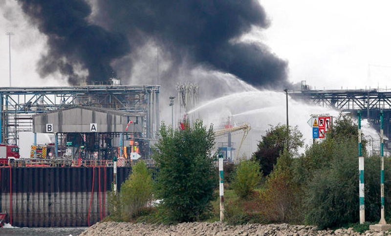 Varias víctimas en explosión en una planta del grupo químico Basf en Alemania