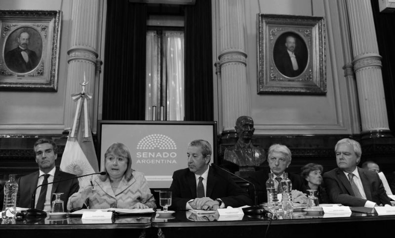 Malcorra sobre Malvinas: «No avanzaremos en algo tan serio sin la participación del Congreso»