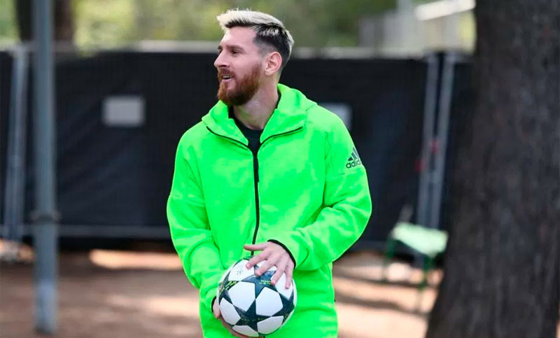 Admiten que la renovación de Messi «va muy bien»