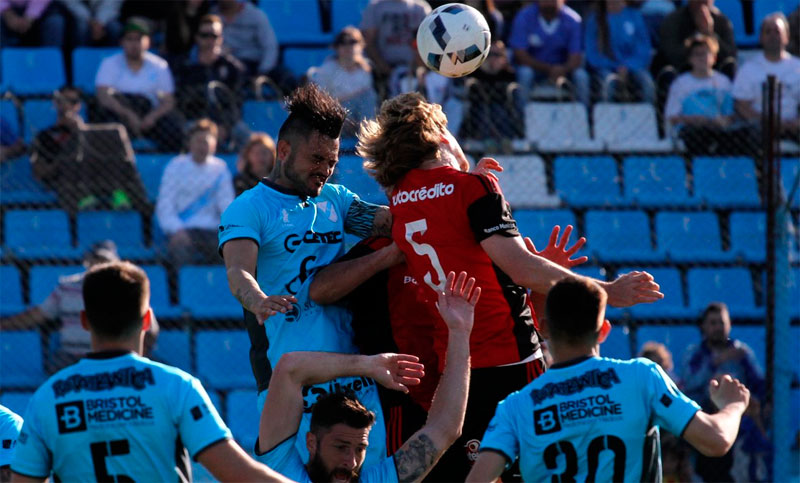 Newell’s no pudo con Temperley pero se mantiene como escolta