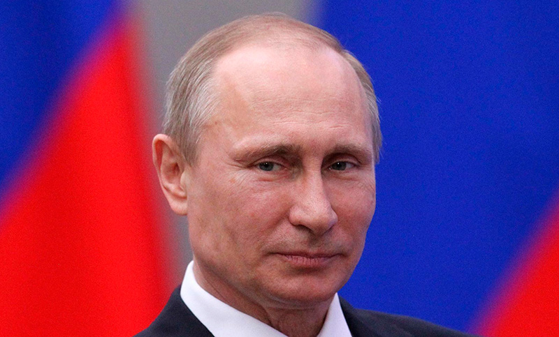 Según Putin la OTAN busca «enemigos externos» para mantenerse unida